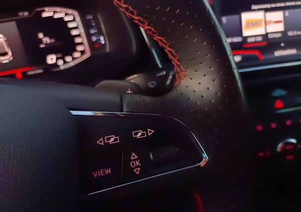 Seat Leon cena 67950 przebieg: 145630, rok produkcji 2019 z Łuków małe 631